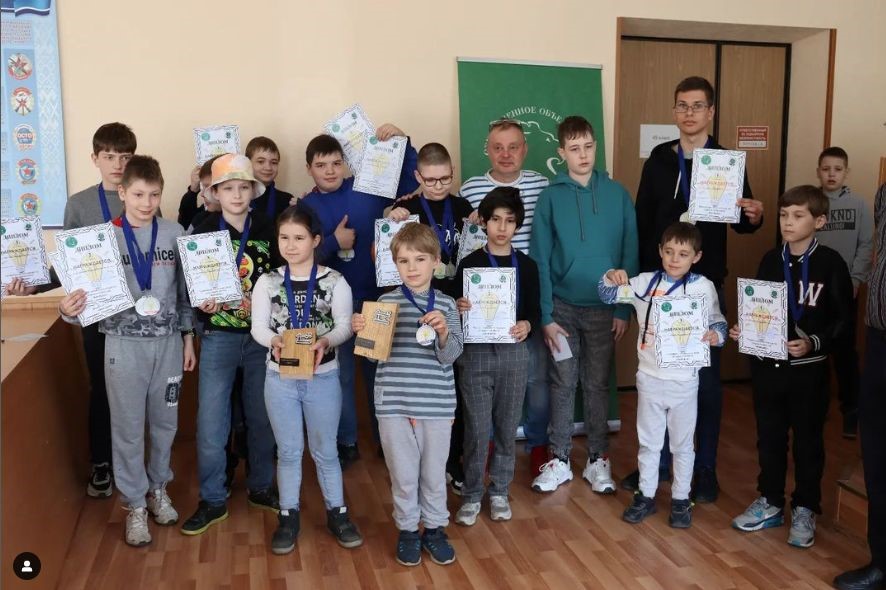 Слушатели образовательного проекта «АИШ при БГУИР» приняли участие в Республиканском турнире по радиоспорту и радиоэлектронике «Амперка»
